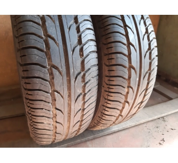 Шини на авто в хорошому стані Fulda CaratAttino шириною 205 висотою 65 радіусом R 15 низькі ціни