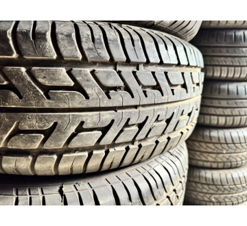 Шини на авто в хорошому стані Fulda Carat Assuro шириною 205 висотою 70 радіусом R 14 низькі ціни