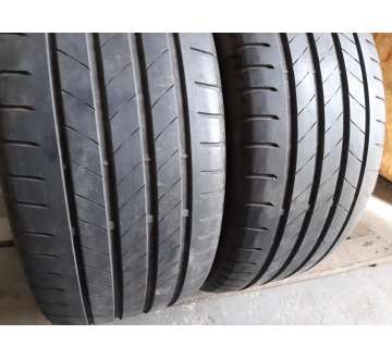 Шини на авто в хорошому стані Bridgestone Turanza T005  шириною 255 висотою 45 радіусом R 19 низькі ціни