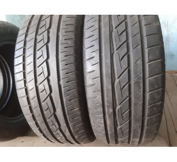 Шини на авто в хорошому стані TOYO Proxes  . шириною 225 висотою 55 радіусом R 17 низькі ціни