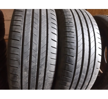 Шини на авто в хорошому стані Bridgestone Alenza 001   шириною 235 висотою 60 радіусом R 18 низькі ціни