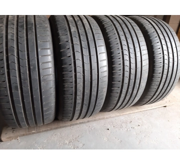 Уживані шини з Європи Vredestein Ultrac Satin 245/45 R 18 Шини на авто в хорошому стані Vredestein Ultrac Satin шириною 245 висотою 45 радіусом R 18 низькі ціни