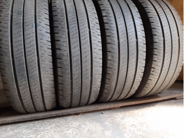 Уживані шини з Європи Continental ContiVanContact 100 235/65 R 16C Шини на авто в хорошому стані Continental ContiVanContact 100 шириною 235 висотою 65 радіусом R 16C низькі ціни