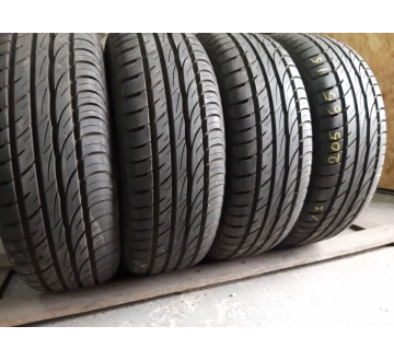 Шини на авто в хорошому стані Barum Bravuris 2      шириною 205 висотою 65 радіусом R 15 низькі ціни