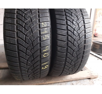 Шини на авто в хорошому стані Good Year Ultra Grip Perfomance шириною 245 висотою 40 радіусом R 19 низькі ціни