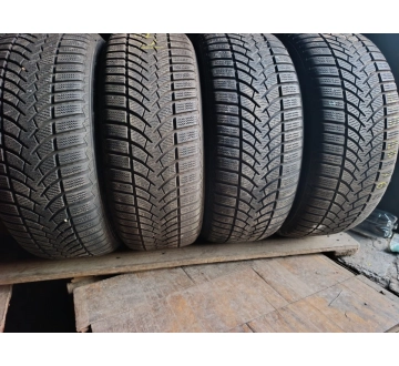 Шини на авто в хорошому стані Semperit Speed-Grip 3       шириною 215 висотою 55 радіусом R 16 низькі ціни