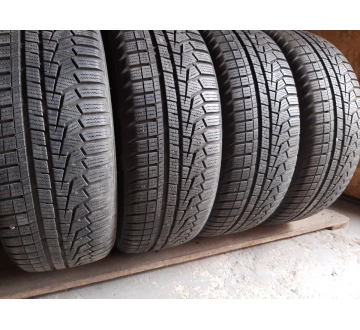 Шини на авто в хорошому стані Hankook Winter i*cept evo 2       шириною 205 висотою 55 радіусом R 17 низькі ціни