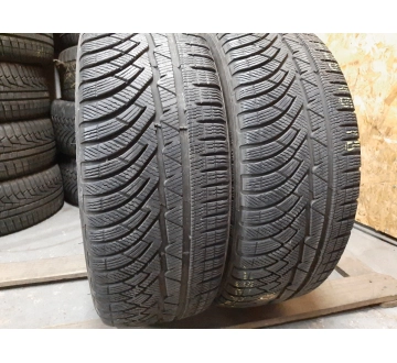 Уживані шини з Європи Michelin Pilot Alpin PA4 225/45 R 18 Шини на авто в хорошому стані Michelin Pilot Alpin PA4 шириною 225 висотою 45 радіусом R 18 низькі ціни