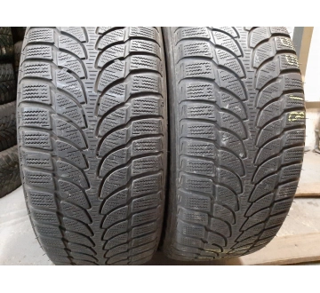 Уживані шини з Європи Bridgestone Blizzak LM-80 evo 225/55 R 18 Шини на авто в хорошому стані Bridgestone Blizzak LM-80 evo шириною 225 висотою 55 радіусом R 18 низькі ціни