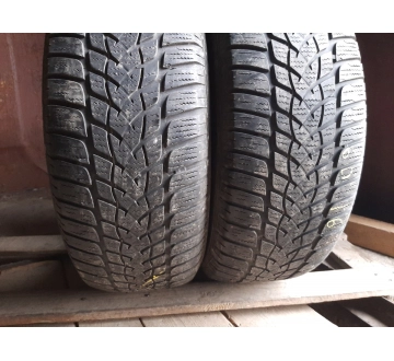 Шини на авто в хорошому стані GoodYear Ultra Grip Performance     шириною 235 висотою 60 радіусом R 16 низькі ціни