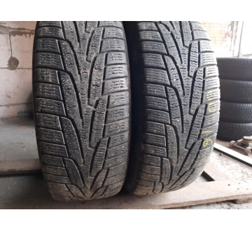 Шини на авто в хорошому стані Kumho Izen KW 31   . шириною 205 висотою 60 радіусом R 16 низькі ціни