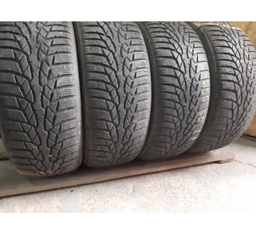 Шини на авто в хорошому стані Nokian WR D4    . шириною 205 висотою 50 радіусом R 17 низькі ціни