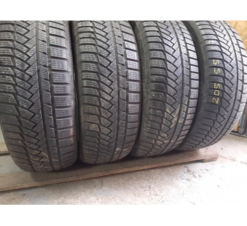 Шини на авто в хорошому стані Continental Winter Contact TS 850P  шириною 205 висотою 55 радіусом R 17 низькі ціни