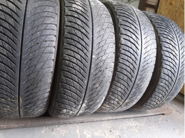Шини на авто в хорошому стані Michelin Pilot Alpin 5    шириною 235 висотою 55 радіусом R 17 низькі ціни
