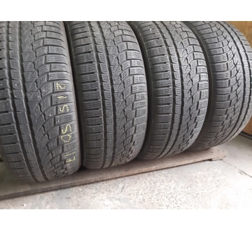 Шини на авто в хорошому стані Nokian WR A4     шириною 215 висотою 50 радіусом R 17 низькі ціни