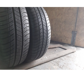 Шини на авто в хорошому стані Michelin Energy    шириною 195 висотою 65 радіусом R 15 низькі ціни