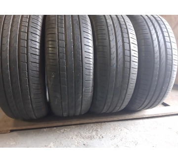 Шини на авто в хорошому стані Pirelli Cinturato P7    шириною 225 висотою 55 радіусом R 17 низькі ціни