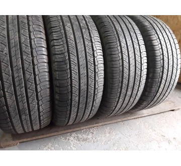 Уживані шини з Європи Michelin Latitude Tour HP / 235/55 R 17 Шини на авто в хорошому стані Michelin Latitude Tour HP / шириною 235 висотою 55 радіусом R 17 низькі ціни