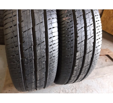 Шини на авто в хорошому стані Continental Vanco 2   .   . шириною 225 висотою 70 радіусом R 15C низькі ціни