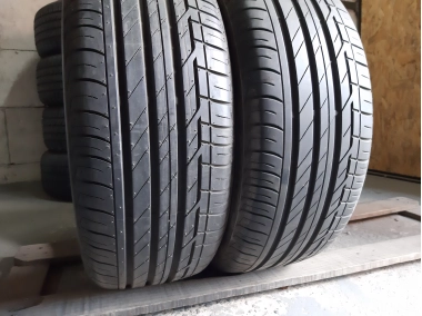 Шини на авто в хорошому стані Bridgestone Turanza T001 шириною 225 висотою 55 радіусом R 17 низькі ціни