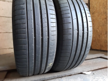 Уживані шини з Європи Pirelli P Zero . 245/40 R 19 Шини на авто в хорошому стані Pirelli P Zero . шириною 245 висотою 40 радіусом R 19 низькі ціни