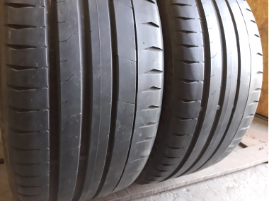 Уживані шини з Європи Continental Sport Contact 7 … 255/40 R 19 Шини на авто в хорошому стані Continental Sport Contact 7 … шириною 255 висотою 40 радіусом R 19 низькі ціни