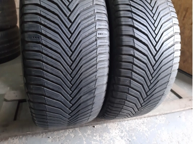Шини на авто в хорошому стані Michelin Cross Climate 2    шириною 275 висотою 45 радіусом R 20 низькі ціни