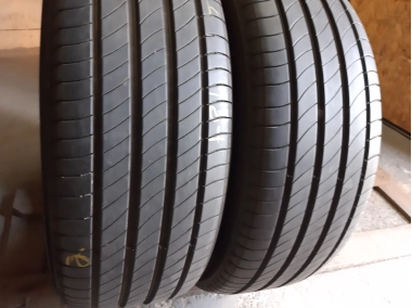 Шини на авто в хорошому стані Michelin Primacy 4   .  . шириною 215 висотою 55 радіусом R 17 низькі ціни