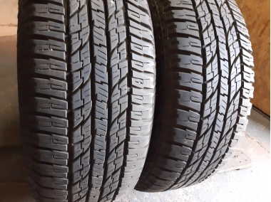 Уживані шини з Європи Yokohama Geolendar A/T G 015 265/65 R 17 Шини на авто в хорошому стані Yokohama Geolendar A/T G 015 шириною 265 висотою 65 радіусом R 17 низькі ціни