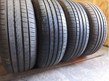 Шини на авто в хорошому стані Pirelli Cinturato P7  .     … шириною 225 висотою 55 радіусом R 17 низькі ціни