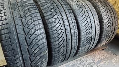 Шини на авто в хорошому стані Michelin Pilot Alpin PA4   …    . шириною 245 висотою 40 радіусом R 18 низькі ціни