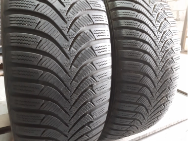 Уживані шини з Європи Hankook Winter I cept RS 2 . . 205/55 R 16 Шини на авто в хорошому стані Hankook Winter I cept RS 2 . . шириною 205 висотою 55 радіусом R 16 низькі ціни