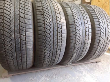 Уживані шини з Європи Continental WinterContact TS850P 275/50 R 20 Шини на авто в хорошому стані Continental WinterContact TS850P шириною 275 висотою 50 радіусом R 20 низькі ціни