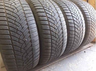 Уживані шини з Європи Good Year Ultra Grip Performance . 255/45 R 20 Шини на авто в хорошому стані Good Year Ultra Grip Performance . шириною 255 висотою 45 радіусом R 20 низькі ціни