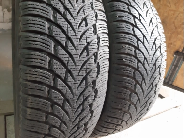 Уживані шини з Європи Nokian WR 4 Suv 225/55 R 19 Шини на авто в хорошому стані Nokian WR 4 Suv шириною 225 висотою 55 радіусом R 19 низькі ціни