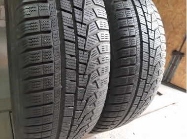 Уживані шини з Європи Hankook Winter I Cept Evo 2 Suv . 225/55 R 19 Шини на авто в хорошому стані Hankook Winter I Cept Evo 2 Suv . шириною 225 висотою 55 радіусом R 19 низькі ціни