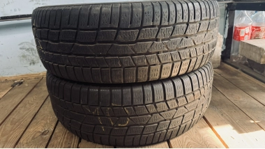 Шини на авто в хорошому стані Continental Conti Winter Contact TS 830P  .  шириною 205 висотою 60 радіусом R 16 низькі ціни