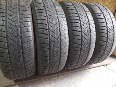 Шини на авто в хорошому стані Pirelli Sotozero 3  RFT    . шириною 225 висотою 45 радіусом R 19 низькі ціни