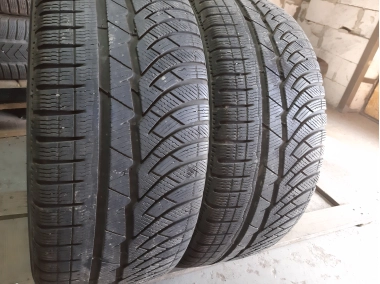 Шини на авто в хорошому стані Michelin Pilot Alpin PA4 шириною 255 висотою 45 радіусом R 18 низькі ціни
