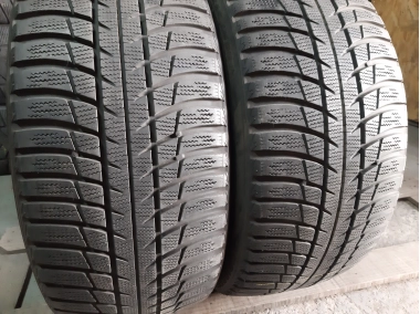 Шини на авто в хорошому стані Bridgestone Blizzak LM-001  …     . шириною 245 висотою 40 радіусом R 18 низькі ціни