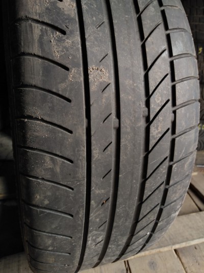 Уживані шини з Європи Continental Vanco Contact 225/55 R 17 Шини на авто в хорошому стані Continental Vanco Contact шириною 225 висотою 55 радіусом R 17 низькі ціни