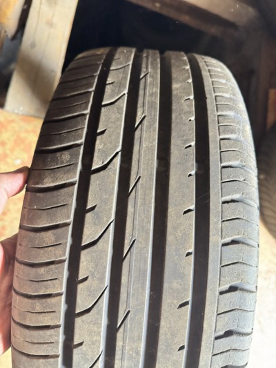 Шини на авто в хорошому стані Continental ContiPremiumContact 2 шириною 205 висотою 45 радіусом R 16 низькі ціни