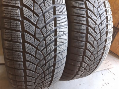 Уживані шини з Європи Good Year Ultra Grip Perfomance . 255/55 R 19 Шини на авто в хорошому стані Good Year Ultra Grip Perfomance . шириною 255 висотою 55 радіусом R 19 низькі ціни