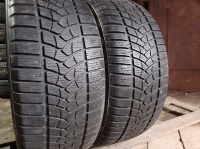 Уживані шини з Європи Firestone Destinatiom Winter … . 235/50 R 18 Шини на авто в хорошому стані Firestone Destinatiom Winter … . шириною 235 висотою 50 радіусом R 18 низькі ціни