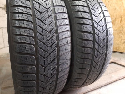 Уживані шини з Європи Pirelli Sottozero 3 225/60 R 17 Шини на авто в хорошому стані Pirelli Sottozero 3 шириною 225 висотою 60 радіусом R 17 низькі ціни