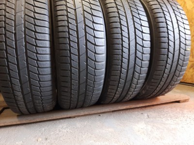Уживані шини з Європи Toyo Snow Prox S 954 225/55 R 19 Шини на авто в хорошому стані Toyo Snow Prox S 954 шириною 225 висотою 55 радіусом R 19 низькі ціни