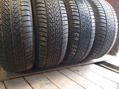 Уживані шини з Європи Good Year Ultra Grip 8 Perfomance . 255/60 R 18 Шини на авто в хорошому стані Good Year Ultra Grip 8 Perfomance . шириною 255 висотою 60 радіусом R 18 низькі ціни