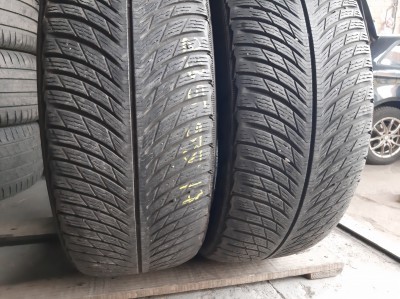 Уживані шини з Європи Michelin Pilot Alpin 5 235/55 R 17 Шини на авто в хорошому стані Michelin Pilot Alpin 5 шириною 235 висотою 55 радіусом R 17 низькі ціни