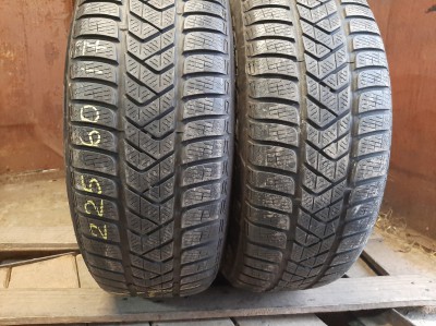 Уживані шини з Європи Pirelli Sottozero 3 225/60 R 17 Шини на авто в хорошому стані Pirelli Sottozero 3 шириною 225 висотою 60 радіусом R 17 низькі ціни