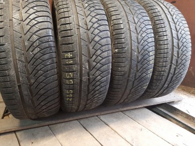 Уживані шини з Європи Michelin Pilot Alpin PA4 235/55 R 17 Шини на авто в хорошому стані Michelin Pilot Alpin PA4 шириною 235 висотою 55 радіусом R 17 низькі ціни